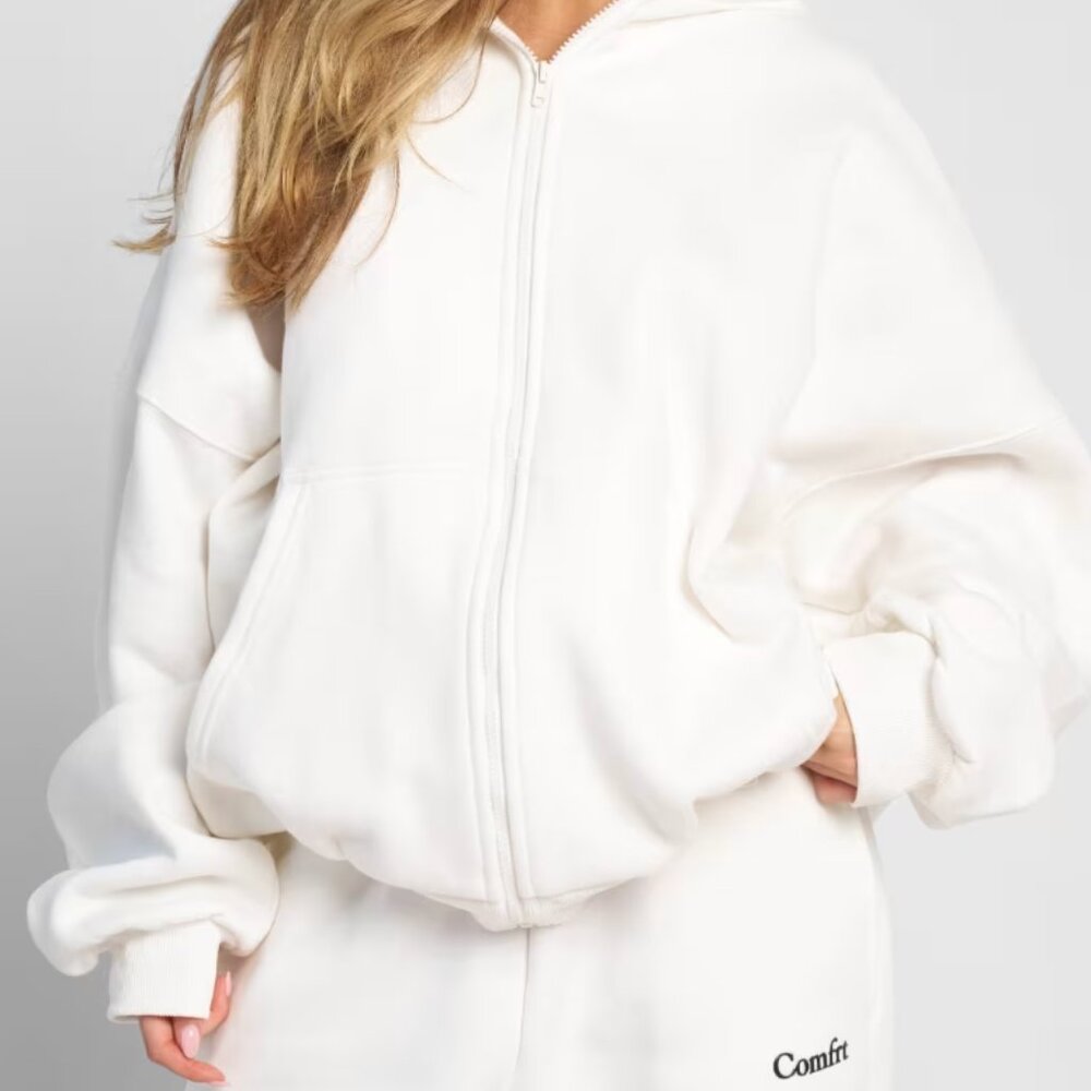 BRAND NEW IN PACKAGE White Comfrt Cloud Zip Hoodie and Sweatpant in XL